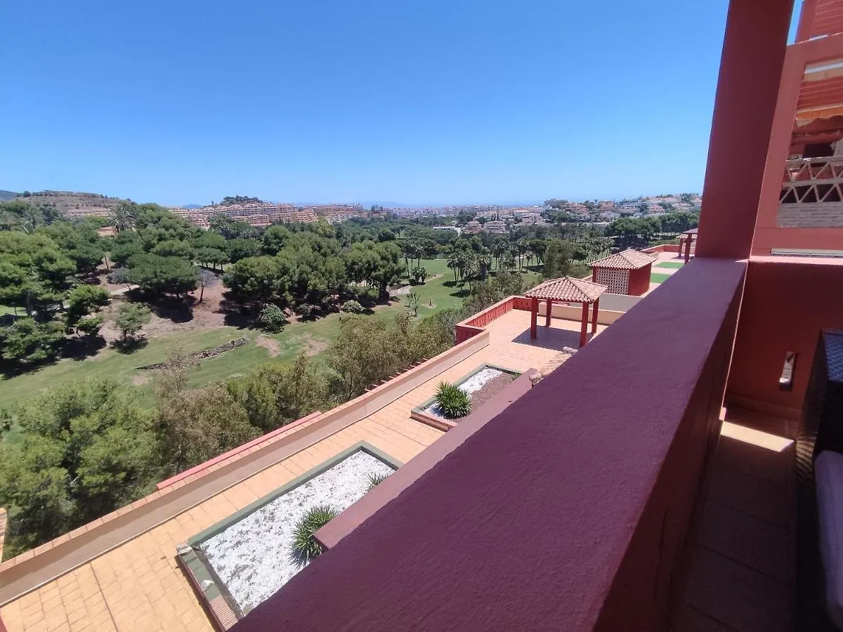 Hermoso alquiler -Piscina - Playa - campo de Golf Apartamento Benalmádena